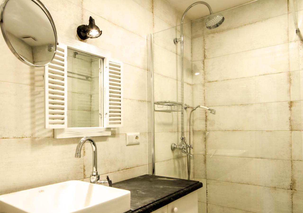 Rustic House Bina 5 Apartment *